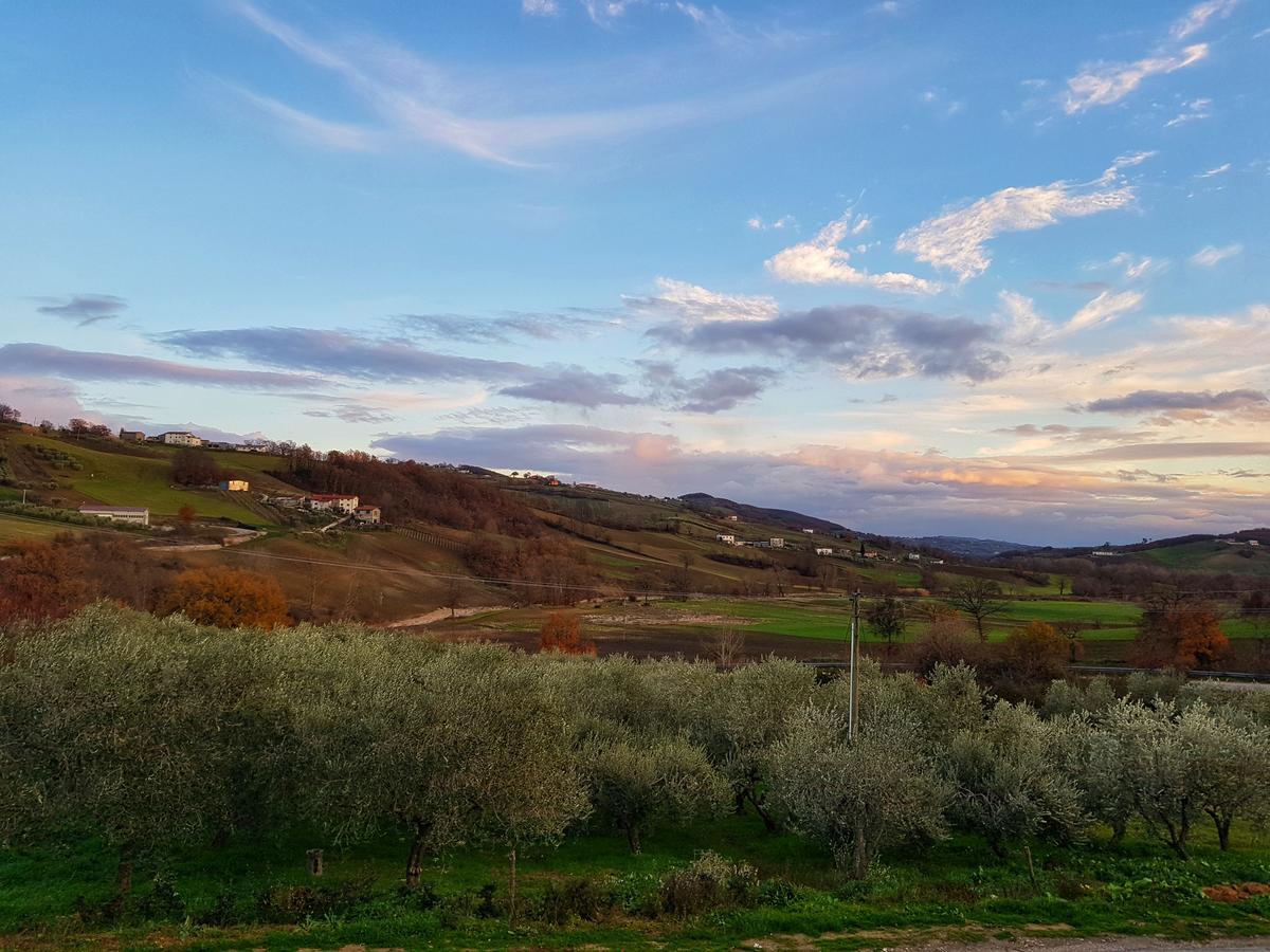 La Taverna Morcone エクステリア 写真